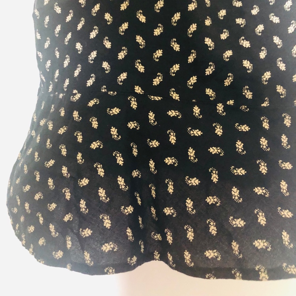 Peplum Tank With What Pattern - Picture 3 of 4